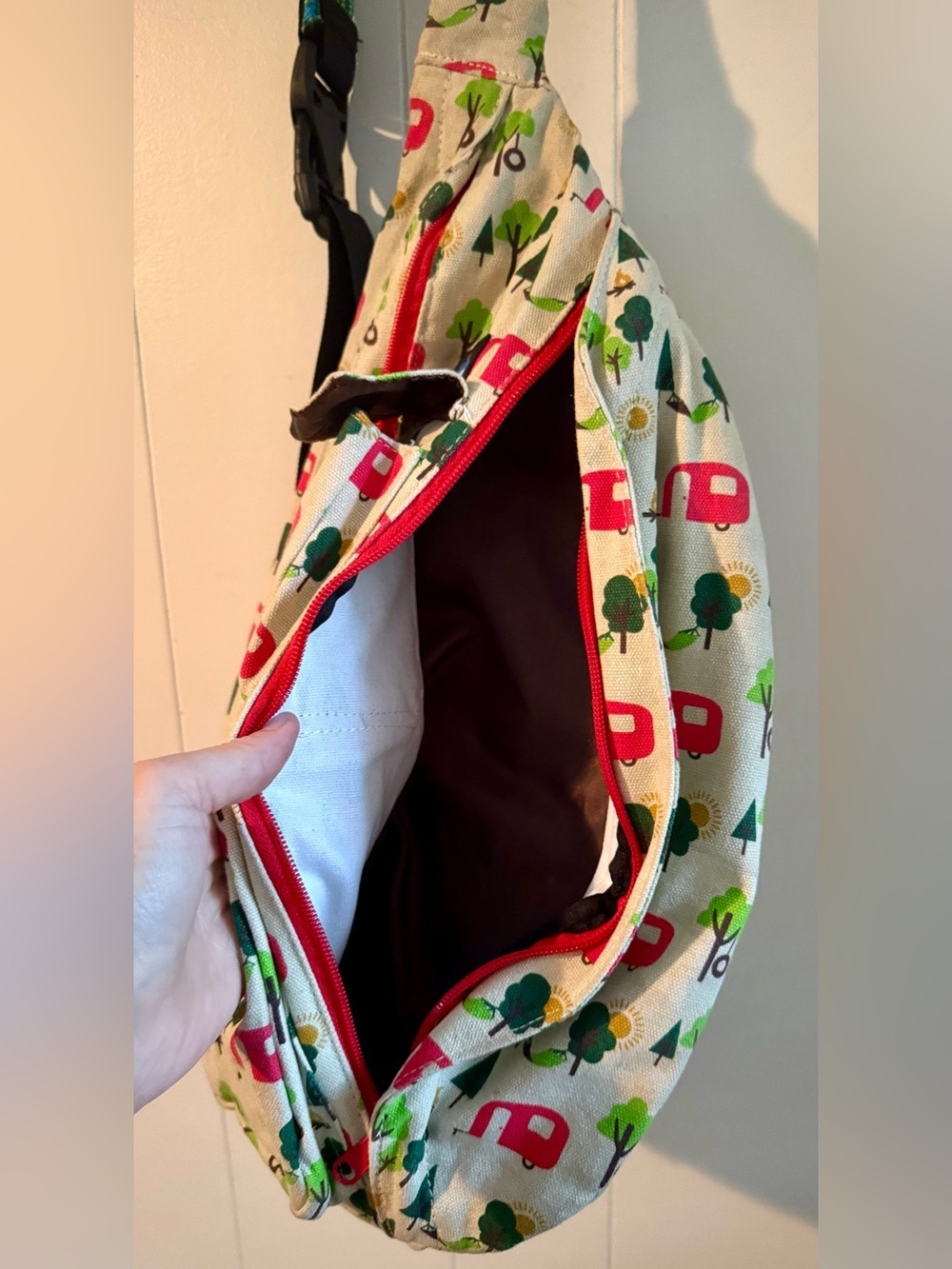 KAVU Original Rope Bag - Compact Lightweight Crossbody - Campsite - Picture 6 of 10